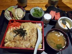 滑蛋猪排饭-千羽鹤海鲜居酒屋Bistro(大望路店)