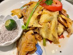 -大头虾越式风味餐厅(光明广场店)