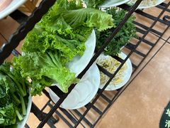 -东巴谷野生菌火锅餐厅