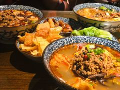 -粉家柳州螺蛳粉(杨宅路店)