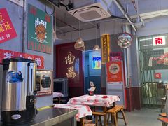 -老闵田螺馆·南昌市井菜·特色小吃(总店)