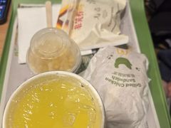 -麦当劳(呼市新华东街店)