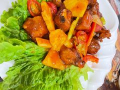 -玖月时尚泰式餐厅