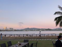 -JW万豪厨房餐厅·滨海草坪烧烤·海鲜·海景(三亚绿发山海天JW万豪酒店)