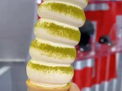 -DQ·蛋糕·冰淇淋(浦江欢乐颂店)