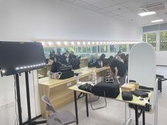 -吉田美学化妆美甲摄影培训(丽水校区)