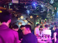 -滨海欢乐昔唐酒吧(财富星座店)