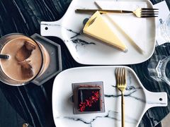 -UNI UNI(环亚凯瑟琳店)