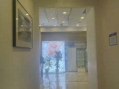 -瑞尔齿科(颐堤港诊所)