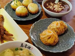 -鑫震源·苏式大虾生煎(山塘街店)