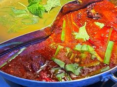 -伴山牛贵州黄牛肉火锅·苗疆非遗艺术餐厅(上海首店)
