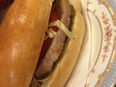 特大猪扒包-金华冰厅