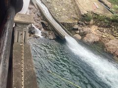 -安吉龙王山峡谷漂流