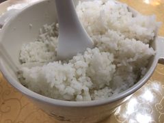 米饭蘸碟-茅屋大酒店