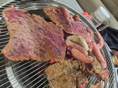 -啊美丽炭火烤肉(滑翔一店)