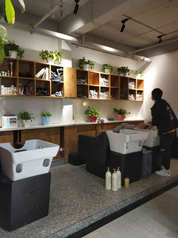 艺境美发沙龙artistic studio(郑东cbd店)