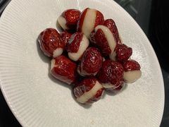 -HOMES上海本帮菜(襄阳公园店)