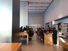 店内环境-Apple零售店(华贸购物中心店)