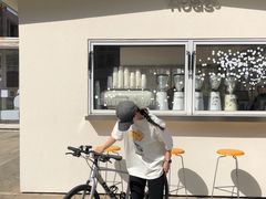 -HUGS coffee(东区店)