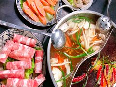 -重庆故事姊妹老火锅(财经学院店)