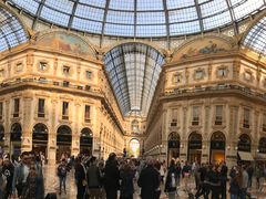 -埃马努埃莱二世拱廊