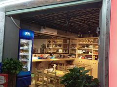 -活泼海鲜烧烤(美食街总店)