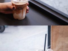 冰拿铁-black rainbow coffee