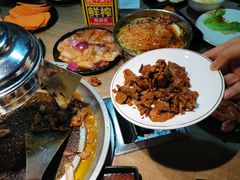 -石记东北风味烤肉店(子固路店)
