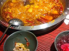-谭鸭血老火锅(远大购物广场店)