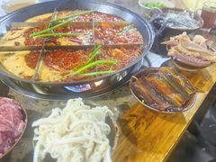 -正南齊北重庆老火锅(光华村直营店)
