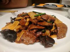 -闫府私房菜(经四路万达店)