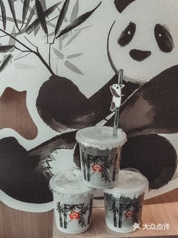 成都人手一杯熊猫的日子到啦！这家奶茶太会玩了