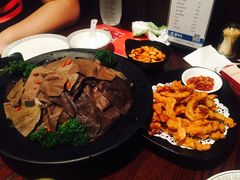 -重庆爽翻天老火锅(临平万达广场店)