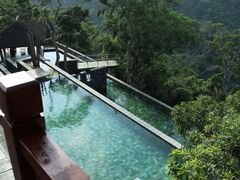 双层泳池-三亚亚龙湾人间天堂鸟巢度假村