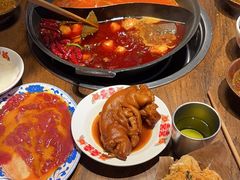 -萍姐火锅·公路夜市(武汉首店)