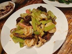 -老广酒楼(樱花店)