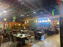 大堂-龙泉人椰子鸡.糟粕醋.海南菜(三亚旗舰店)