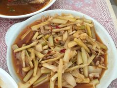 -天乐农家鱼头王(天目湖店)