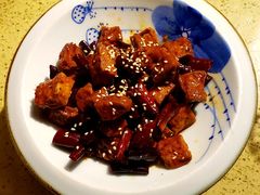 -铜锣湾·有麝自然香(重庆新天地店)