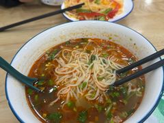 -伊鼎牛肉面(潍坊路店)