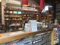 -猫的天空之城概念书店(苏州平江店)