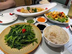 -滕记星发餐室·新加坡菜(巨鹿路店)