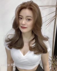 -东秀护肤造型