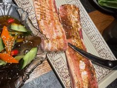 -七甲山烤肉(长白山奇石山珍根艺一条街店)