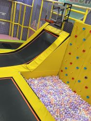 -雅乐达儿童乐园(海韵广场店)