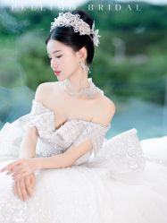 -派丽莫Pellimo原创设计婚纱品牌
