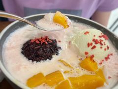 粉粉齐福-三花奶奶的甜品(百联嘉定购物中心店)
