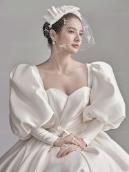 -雪中彩影婚纱摄影·微光艺术中心