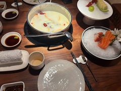 -揽季锅物会·海鲜姿造(五四路店)