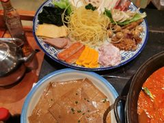 -周小明火锅(黑金冠社区店)